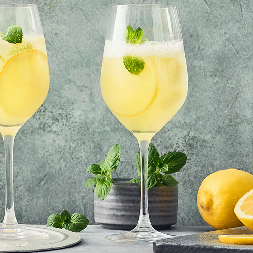 Limoncello Spritz